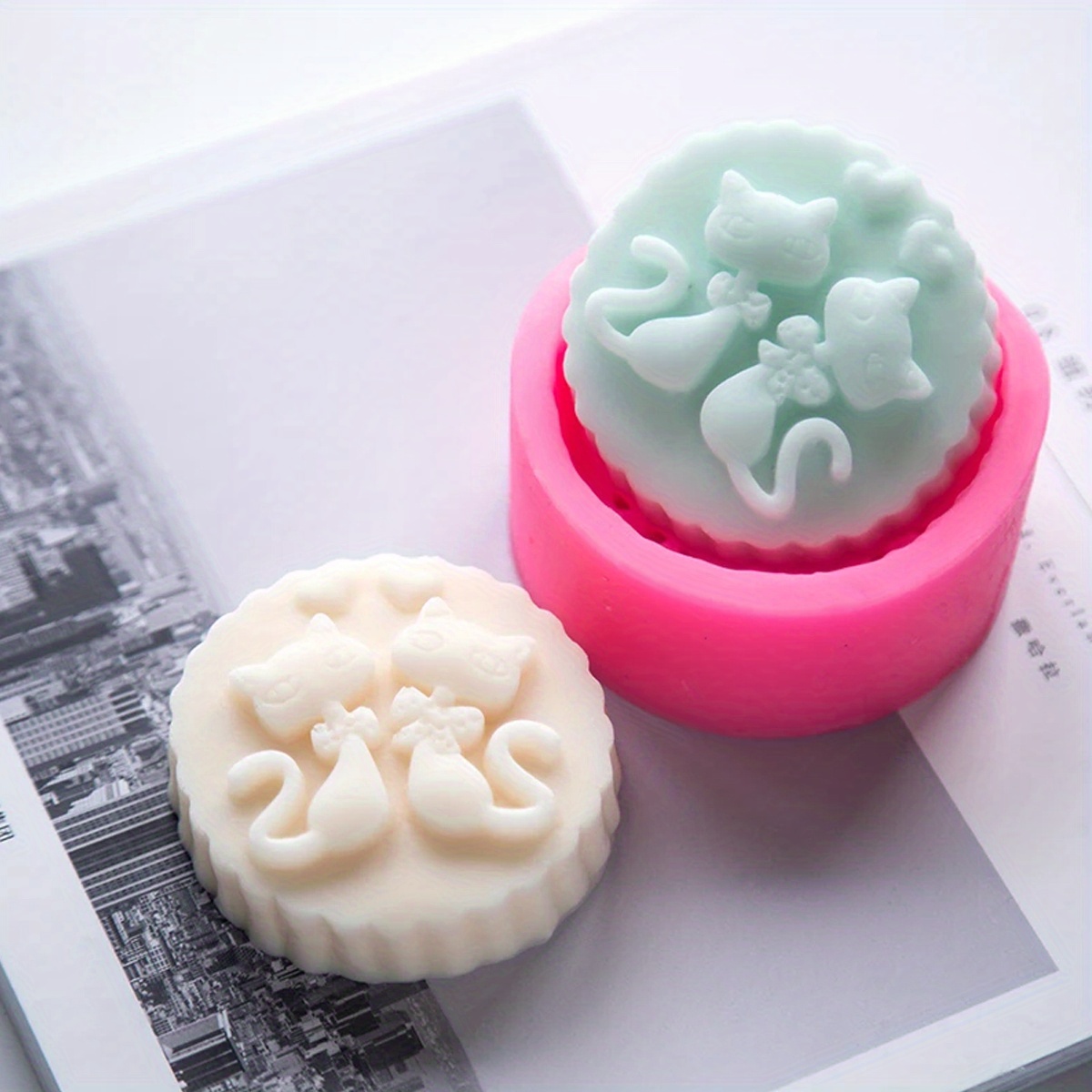 Candle Making Video - 1-Piece Silicone Cat Soap Mold -